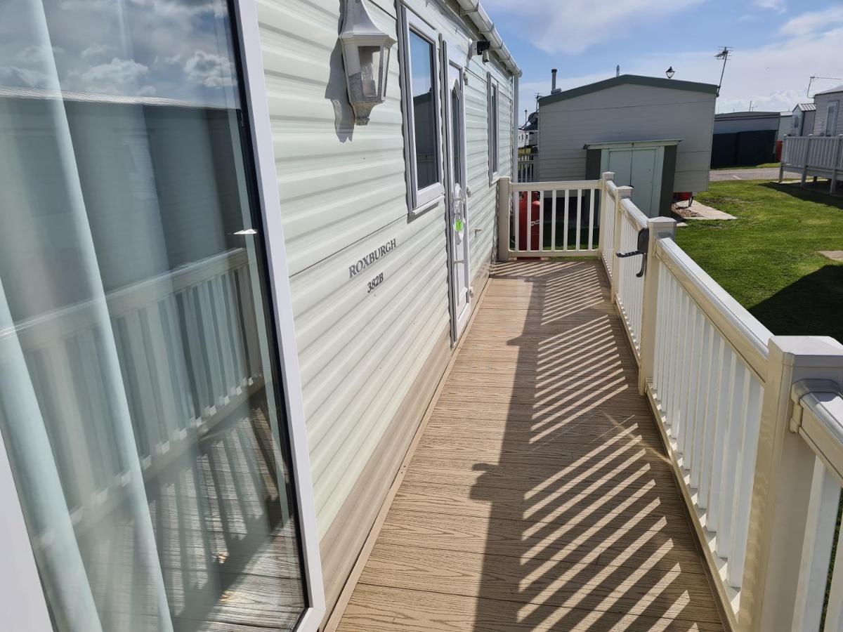 6 Berth Central Heated On The Chase Roxburgh Free Wifi Ingoldmells Exterior photo