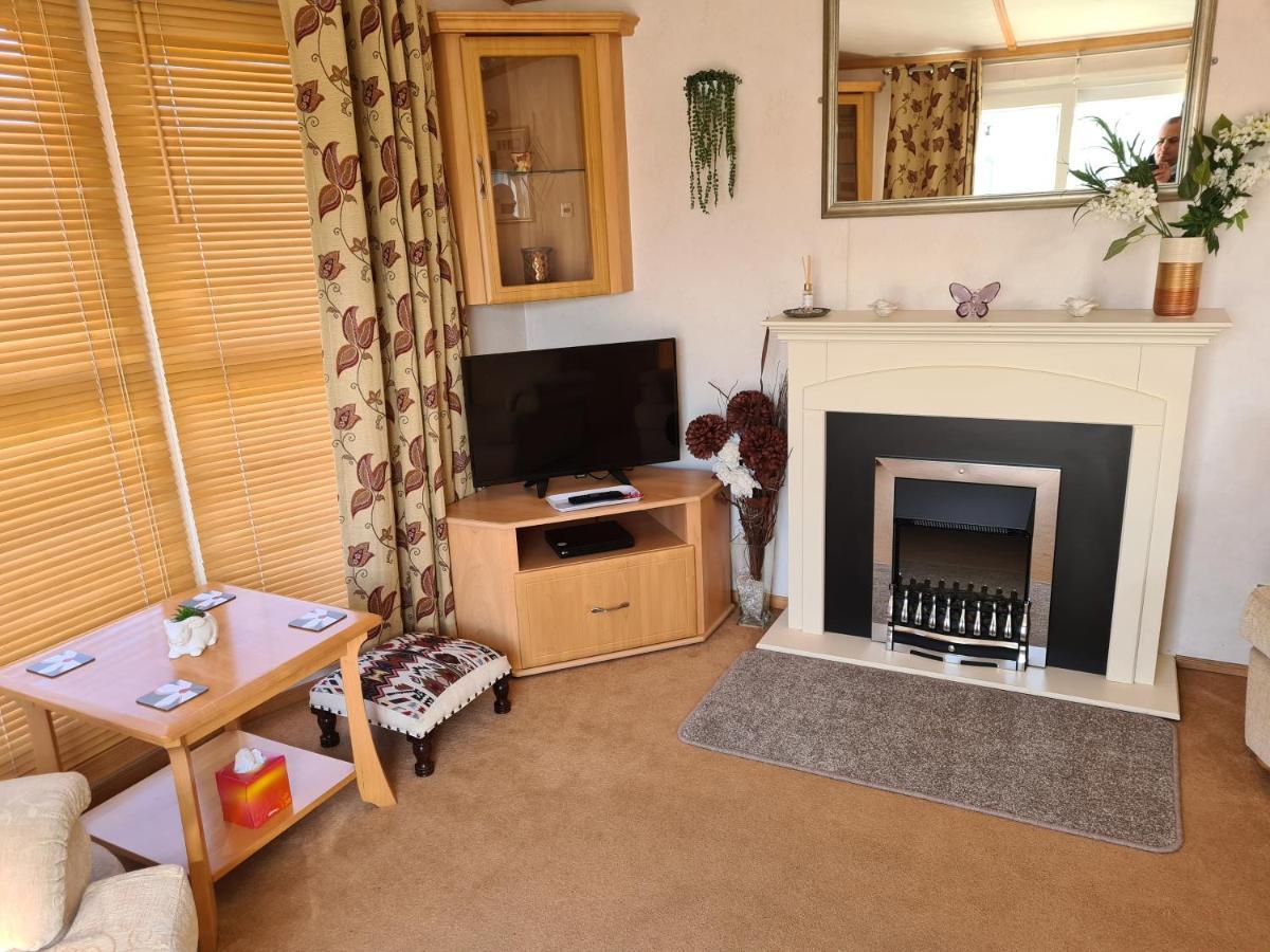 6 Berth Central Heated On The Chase Roxburgh Free Wifi Ingoldmells Exterior photo