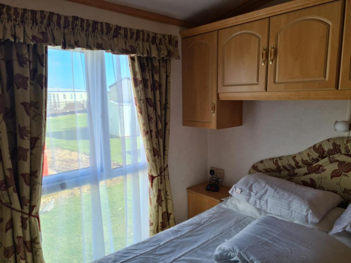 6 Berth Central Heated On The Chase Roxburgh Free Wifi Ingoldmells Exterior photo